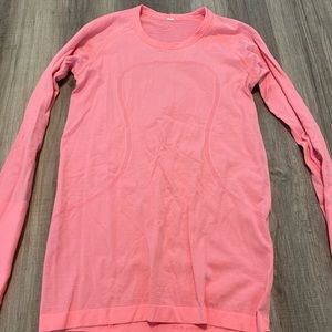 Lulu lemon long sleeve pink top!